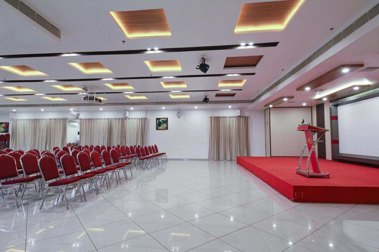 Le Moshe Inn Ferokh Exterior photo